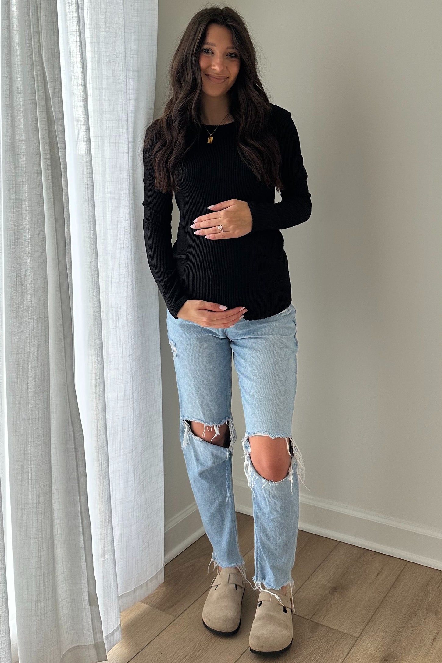Black Ribbed Scoop Neck Long Sleeve Maternity Top