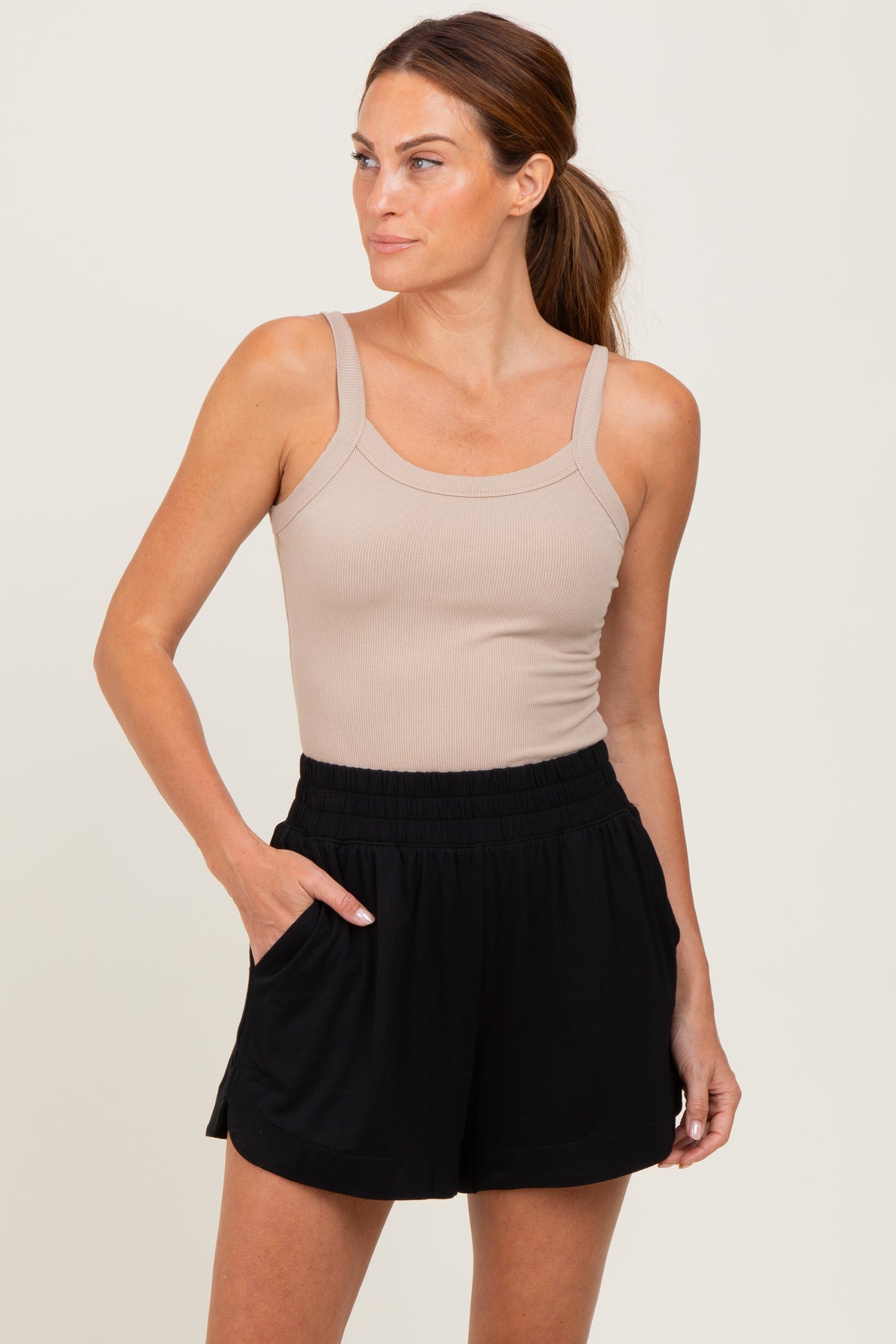 Black Basic Rounded Hem Maternity Shorts