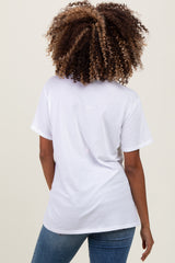 woman wearing a white maternity t-shirt and blue jeans, seen from the back