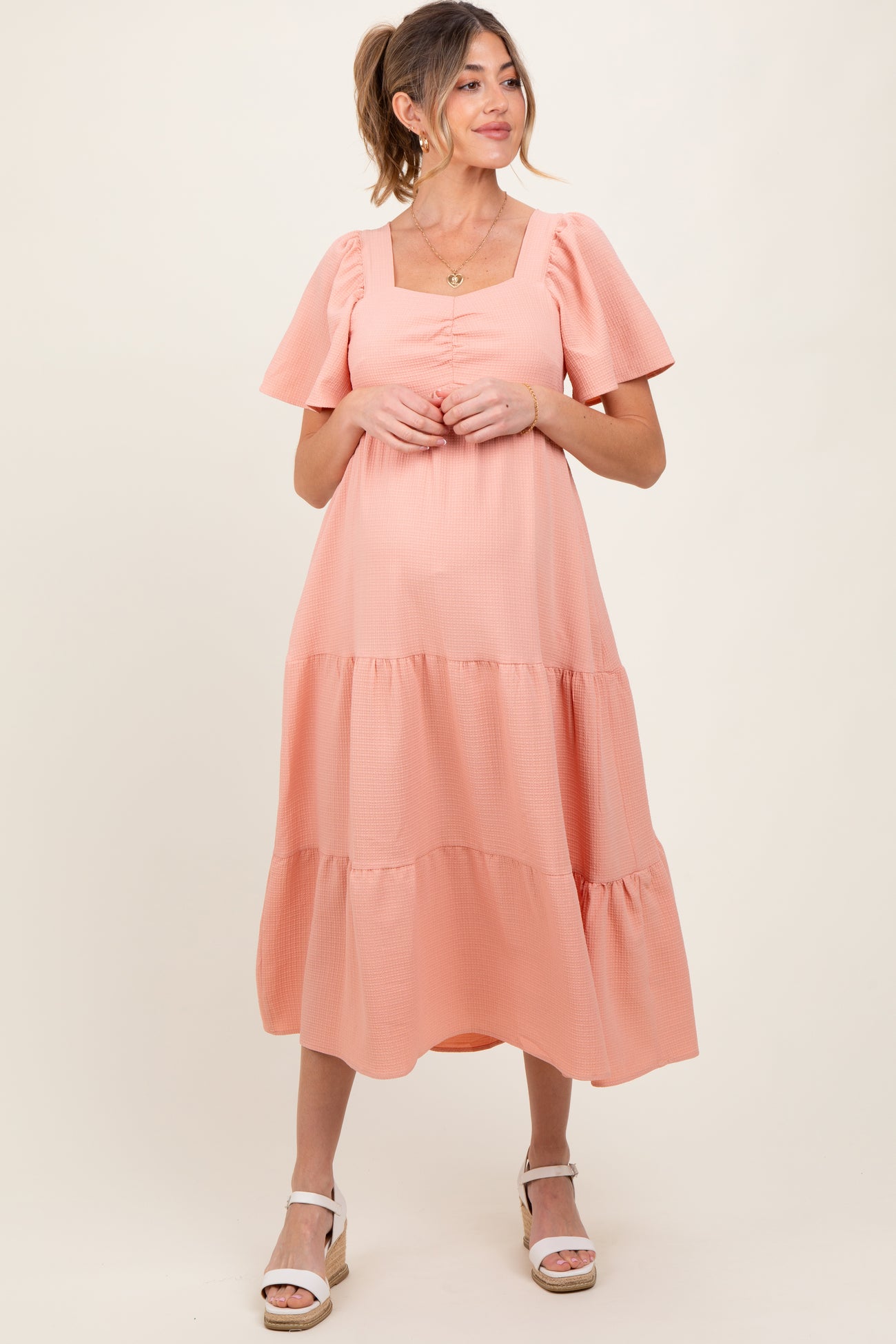 Peach Sweetheart Neck Short Puff Sleeve Tiered Maternity Midi Dress