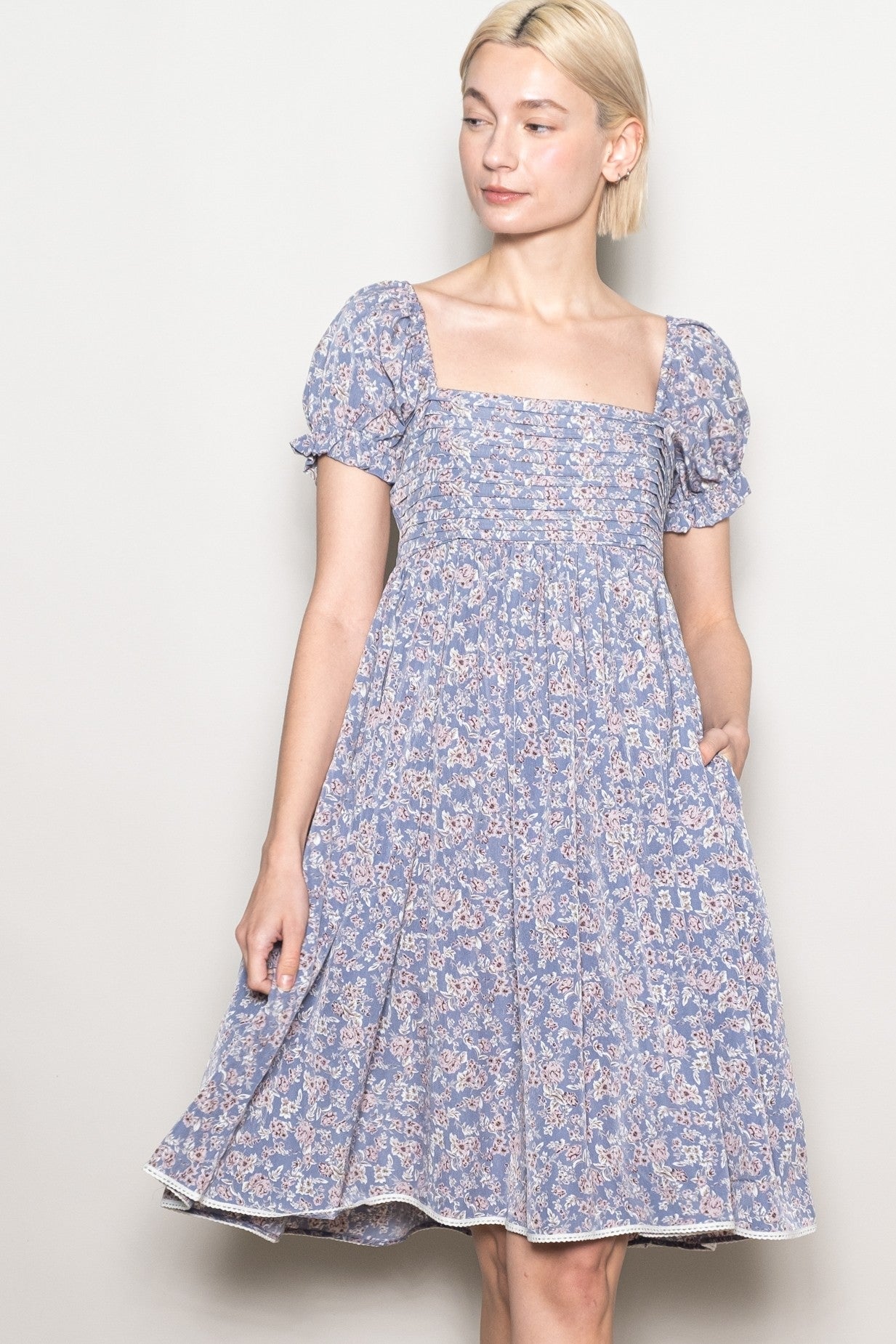 Blue Floral Pleated Bodice Puff Sleeve Maternity Dress