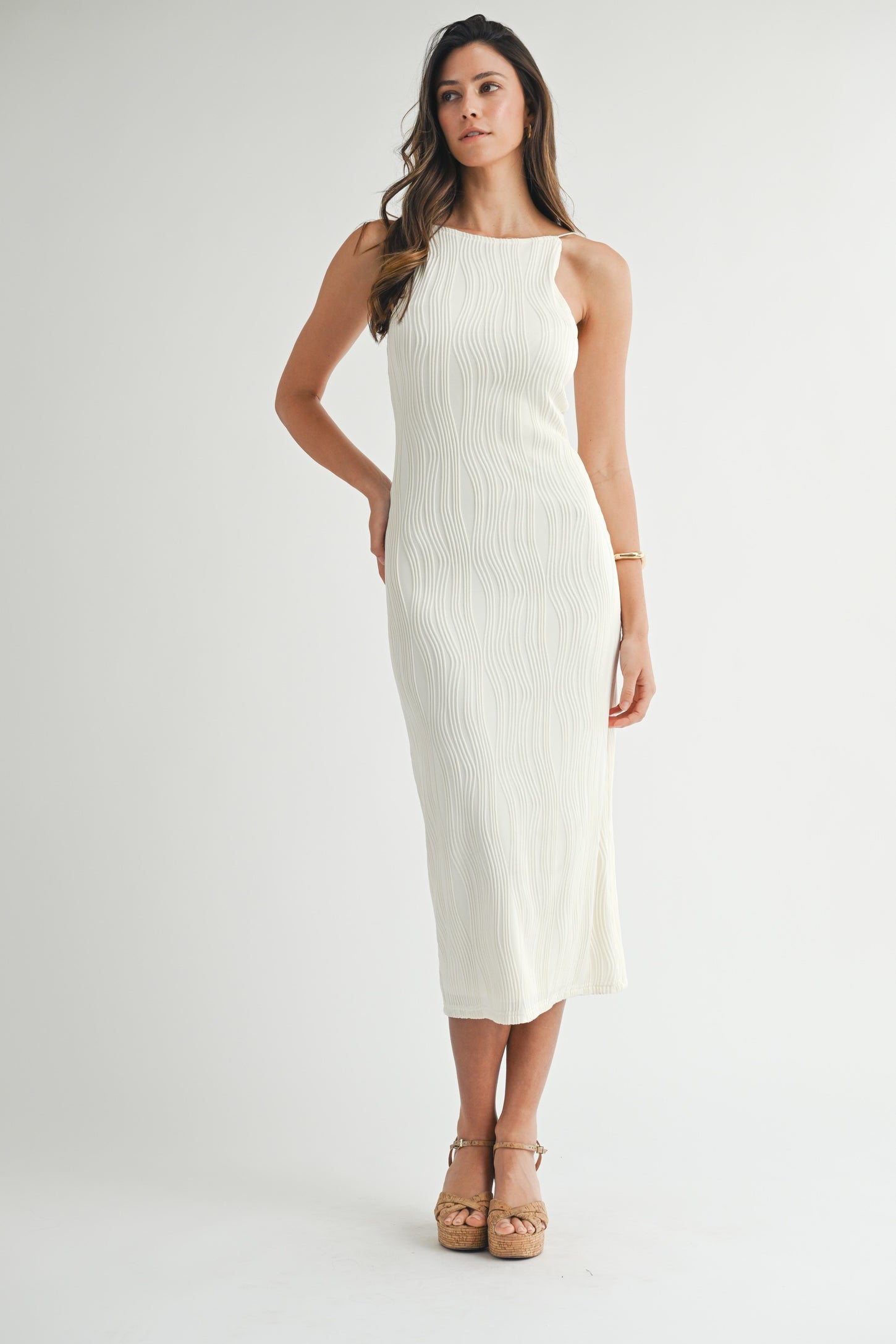 Ivory Textured Sleeveless Fitted Maternity Midi Dress