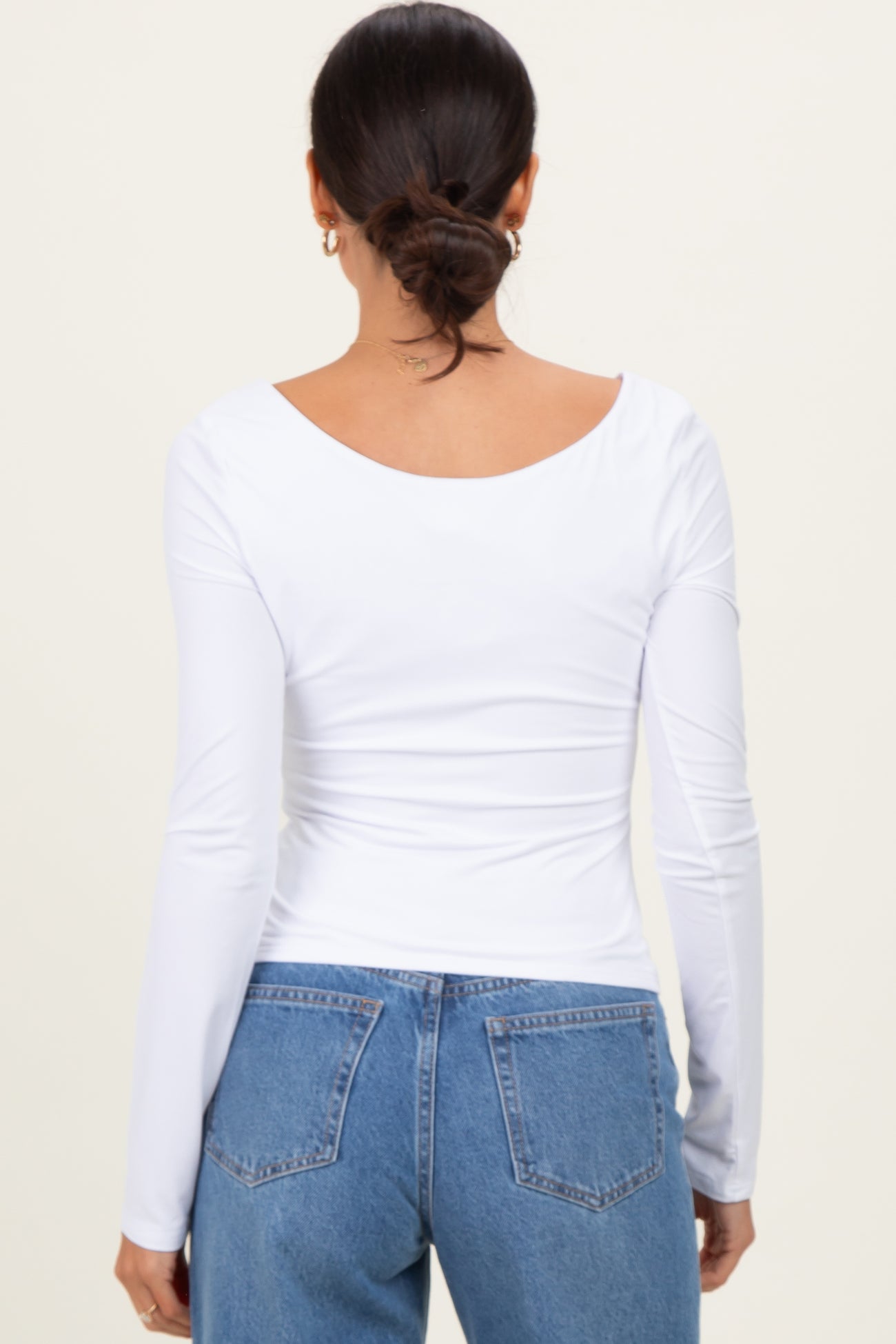 White Scoop Neck Long Sleeve Top