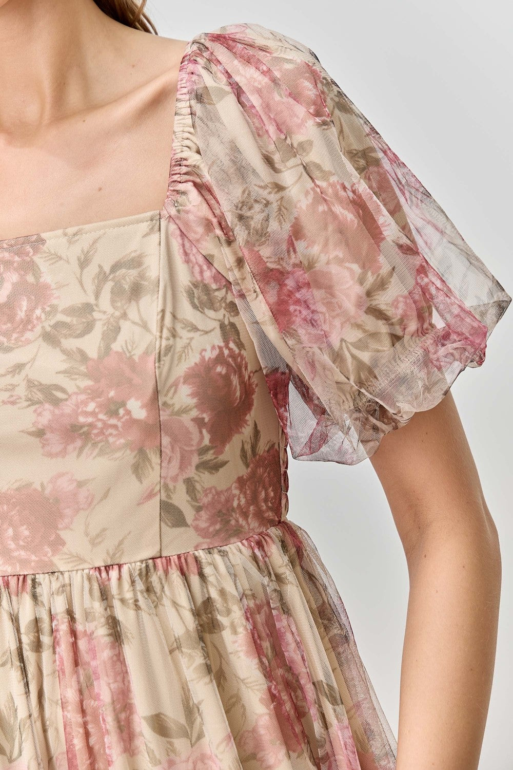 Mauve Floral Printed Tulle Puff Sleeve Midi Dress