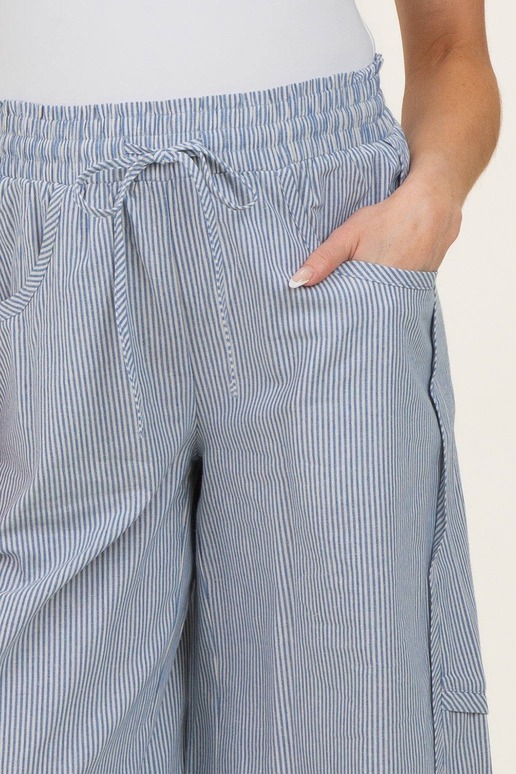 maternity wear blue and white striped wide-leg pants with a drawstring waist and side pockets