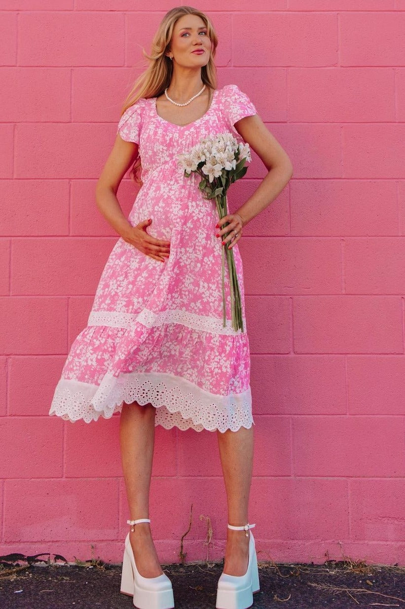 Pink Floral Pleated Eyelet Trim Maternity Midi Dress