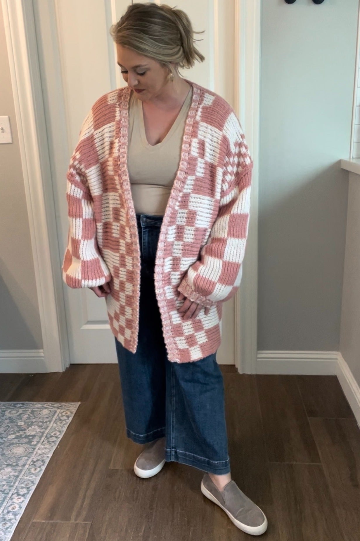 Mauve Checkered Oversized Chunky Knit Cardigan