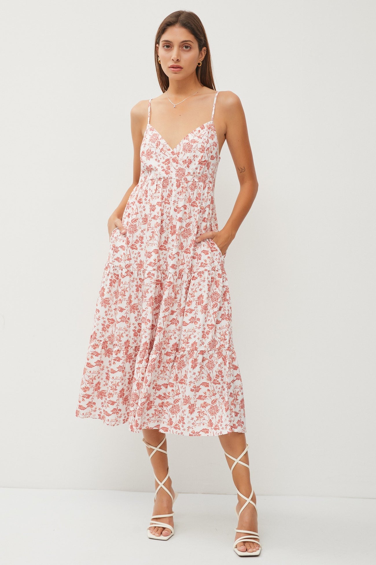 Mauve Floral Sleeveless Tiered Maternity Midi Dress
