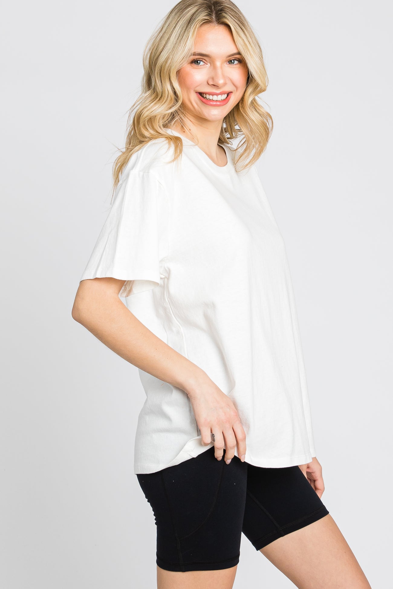 Ivory Basic T-Shirt